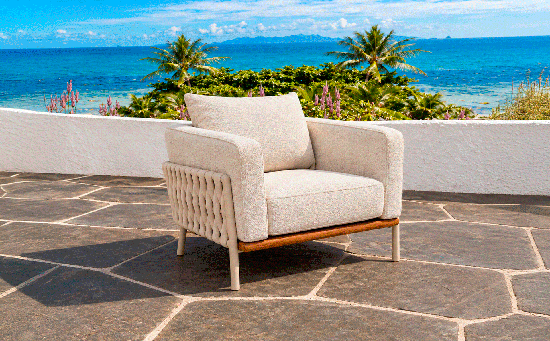 Product image in setting 1