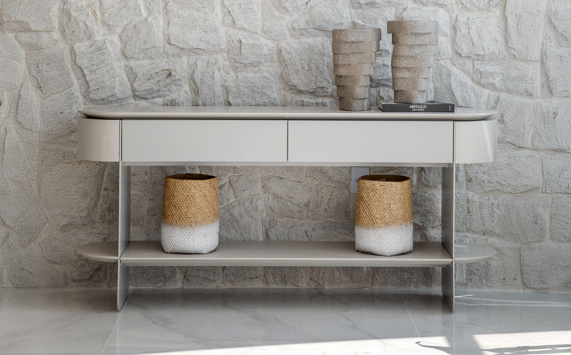 Product image in setting 5