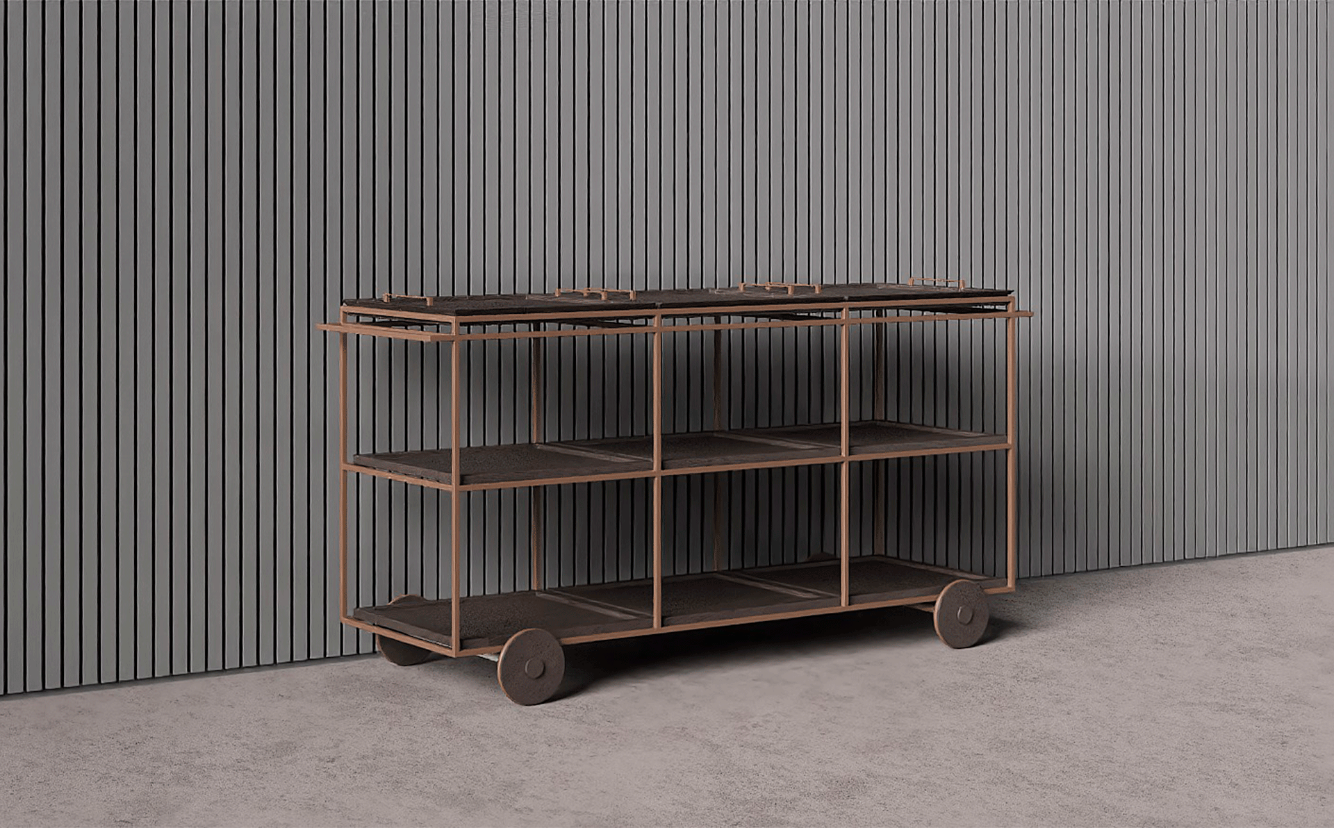 Product image in setting 2
