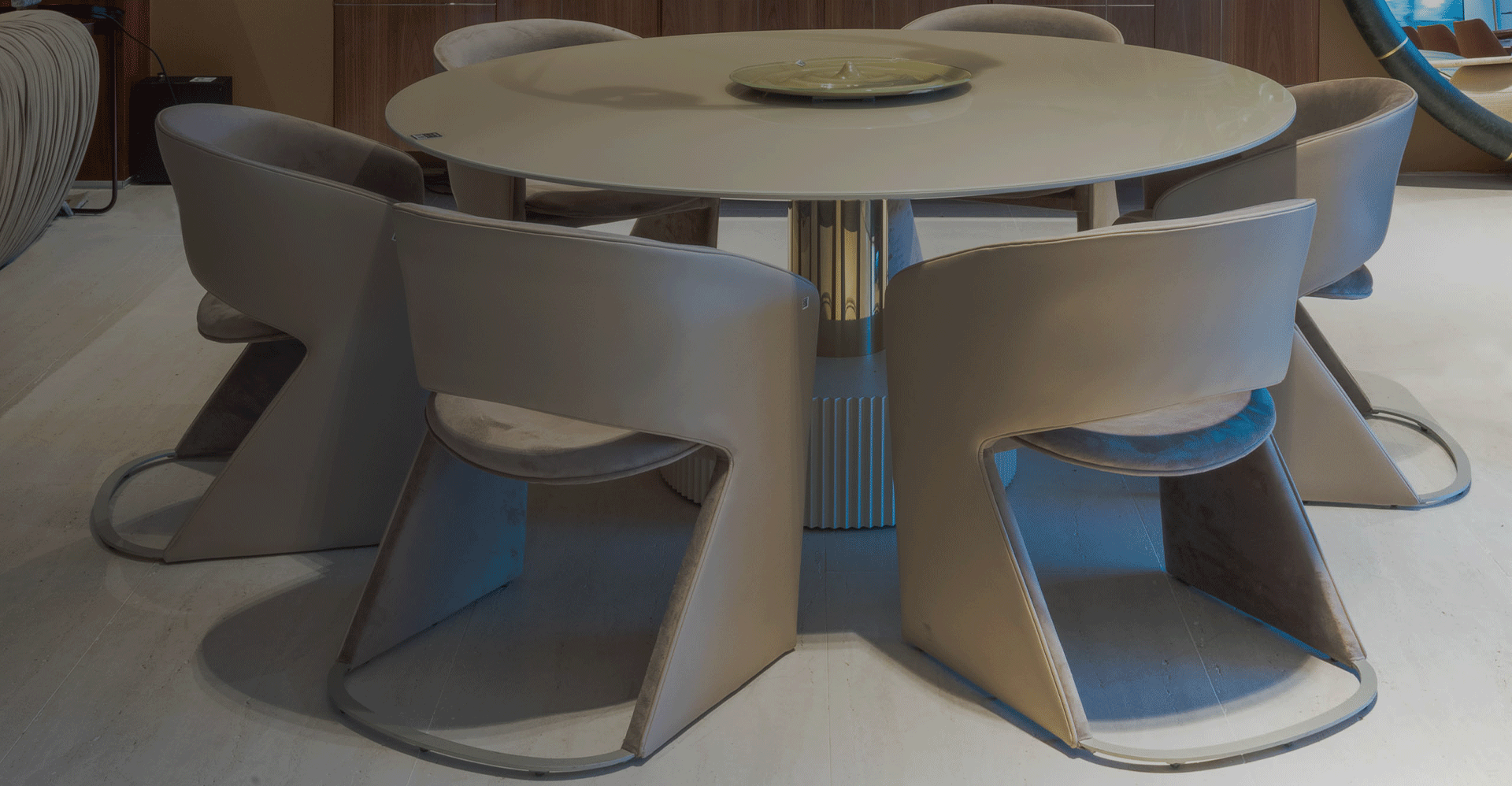 Ravena Chair