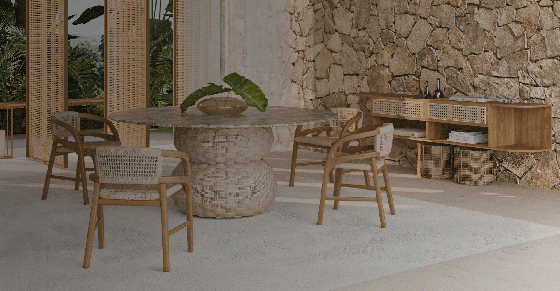Reencontro Dining Table