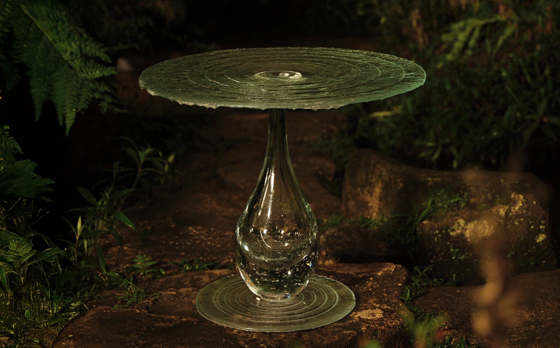 Product image in setting 16