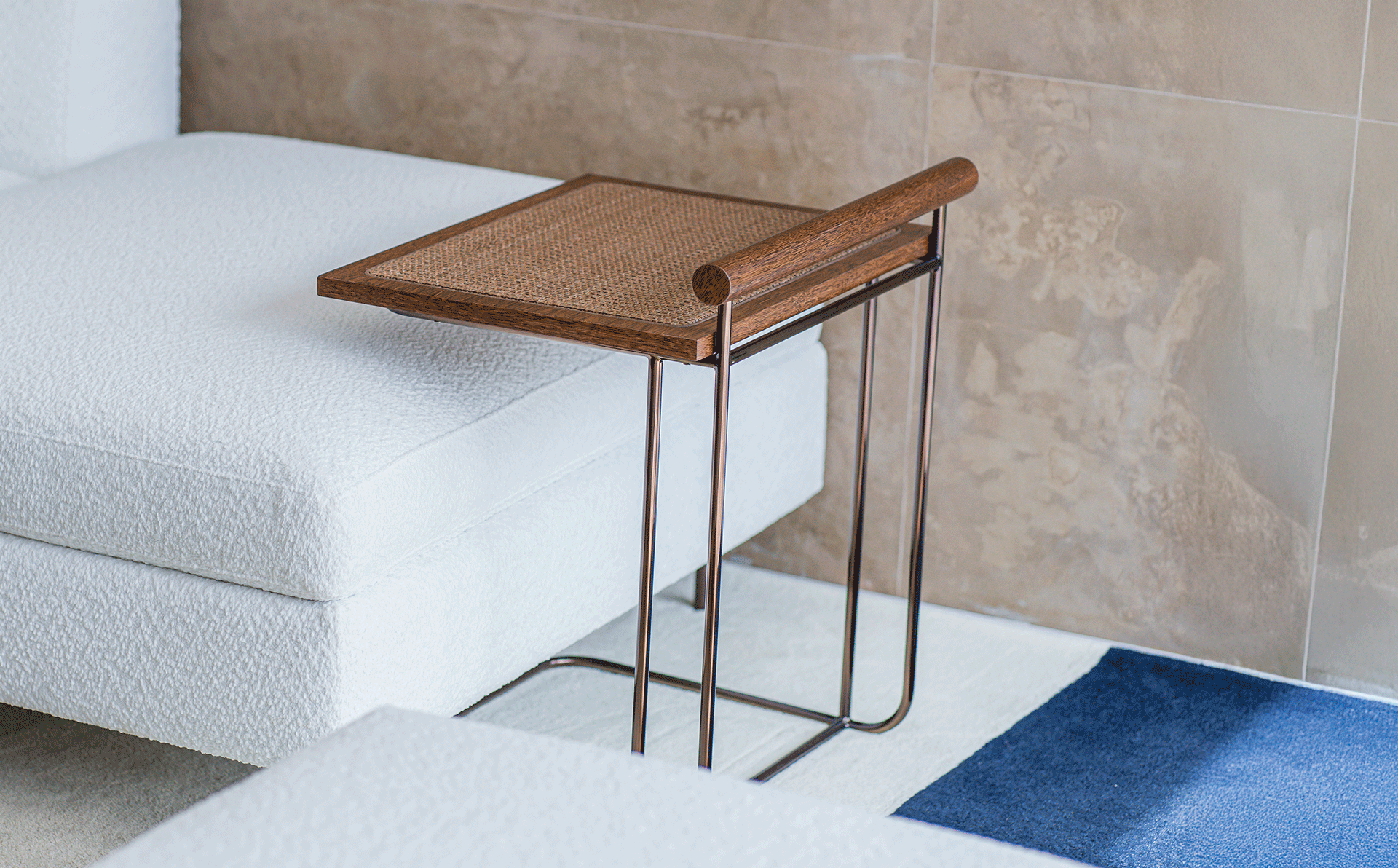 Product image in setting 3