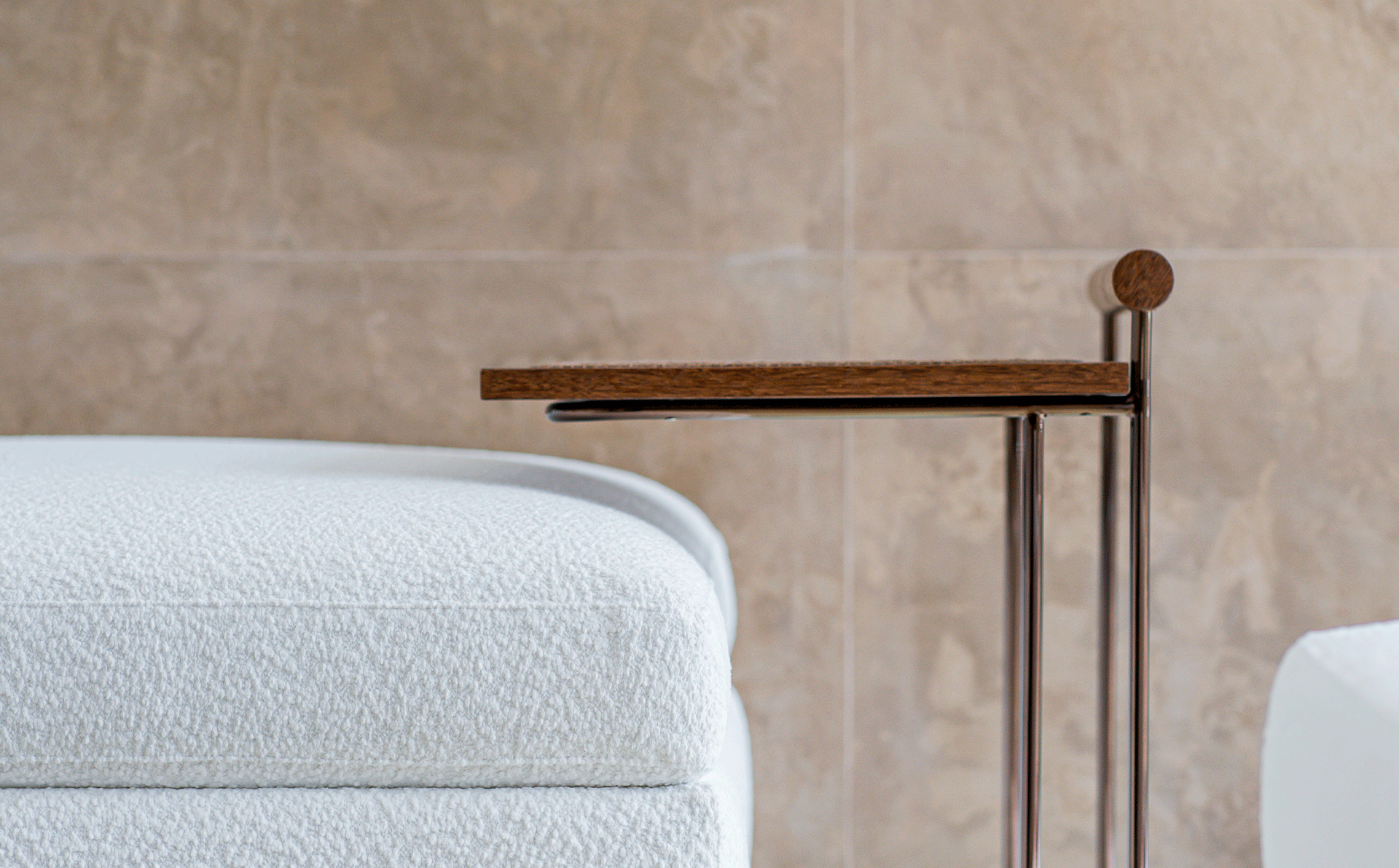 Product image in setting 4