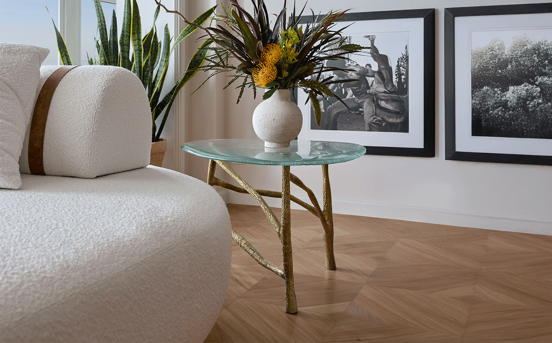 Product image in setting 9