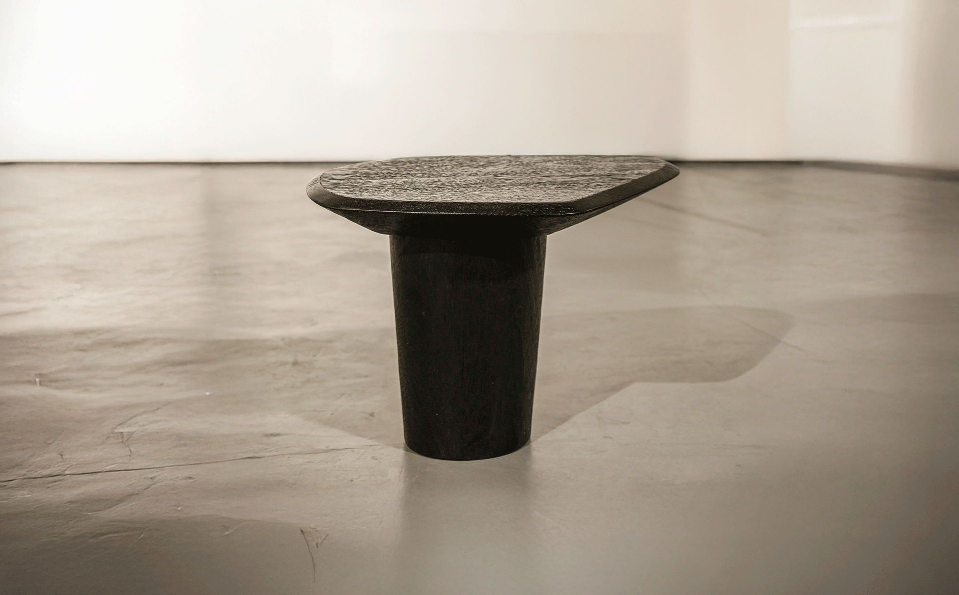 Product image in setting 7