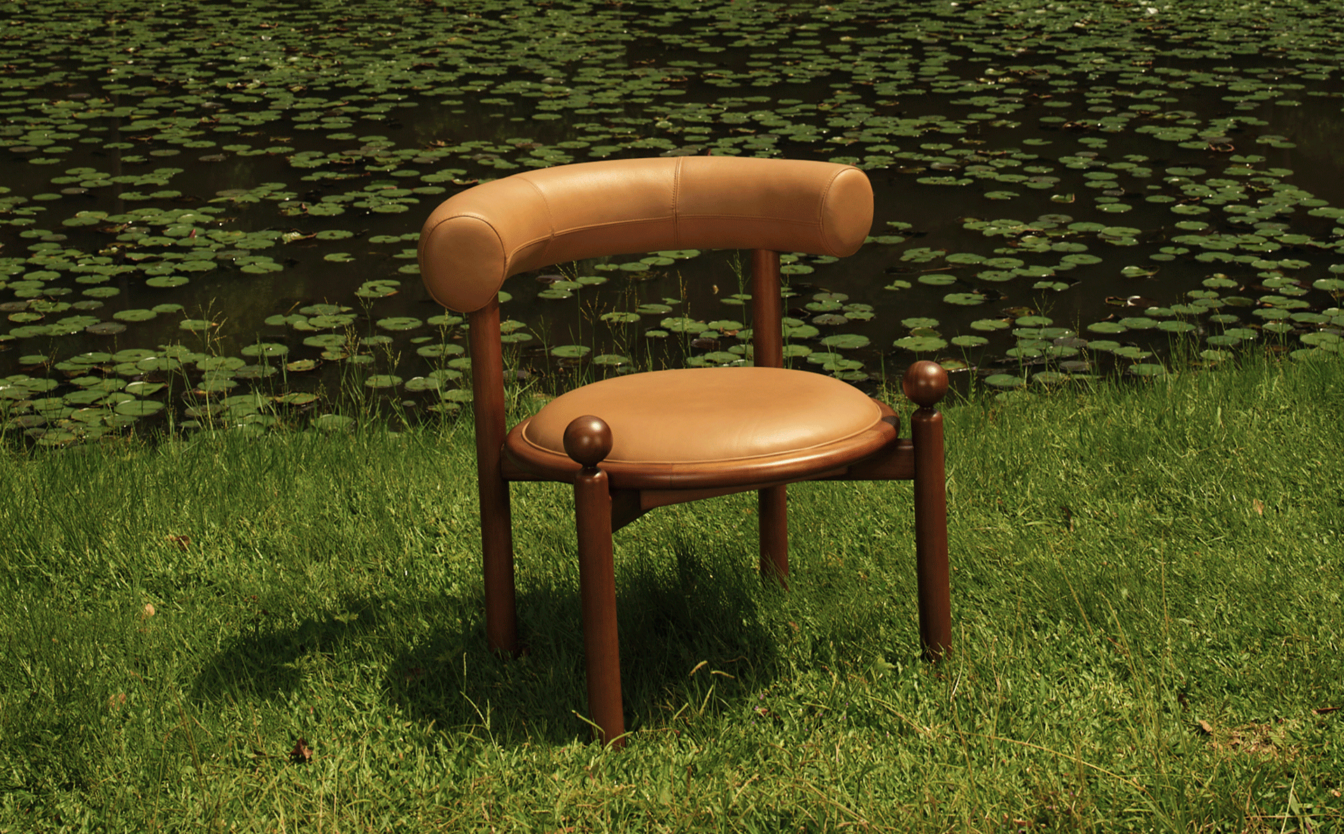 Product image in setting 6