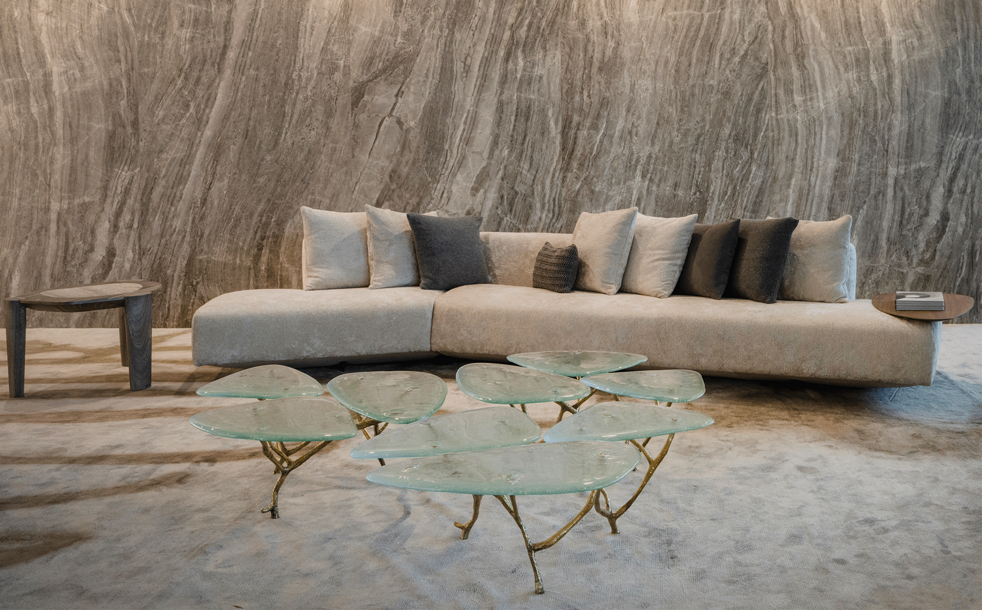 Product image in setting 13