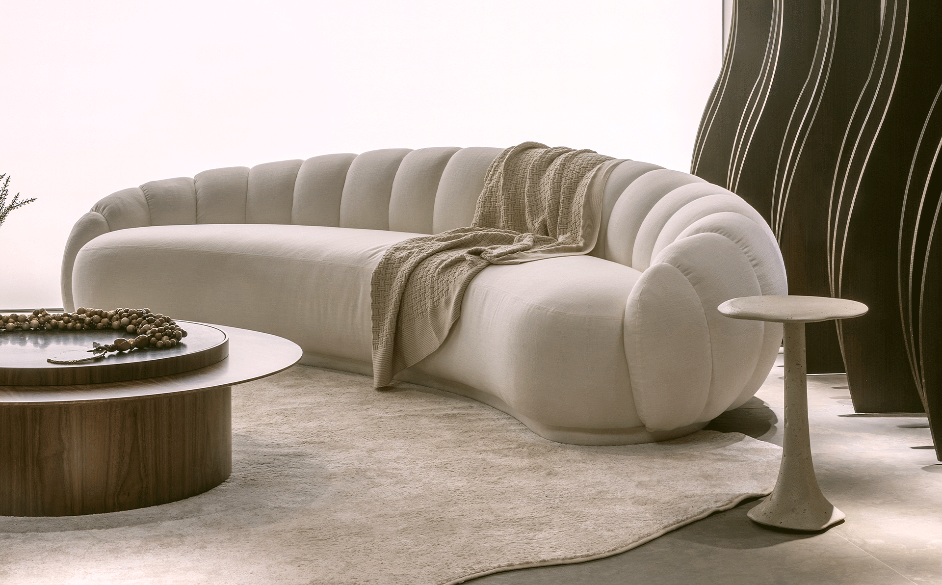 Product image in setting 9